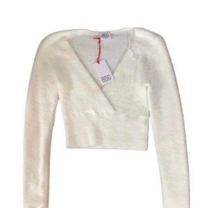 BDG urban outfitters white cropped fuzzy sweater top long sleeve v neck